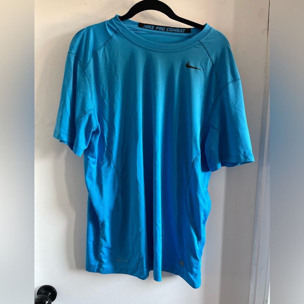 Nike Pro Combat Dri fit/Fitted shirt